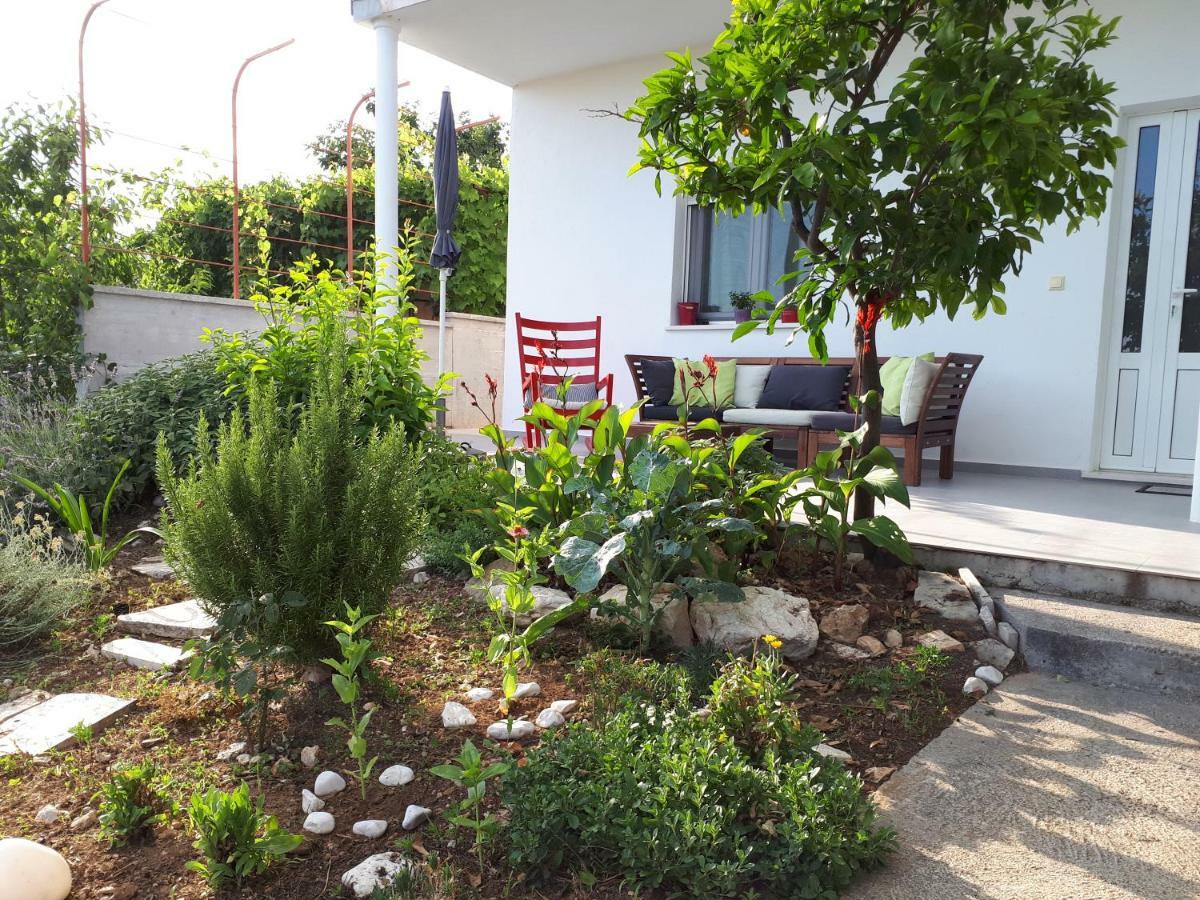 Apartment Kairos Trogir Eksteriør billede